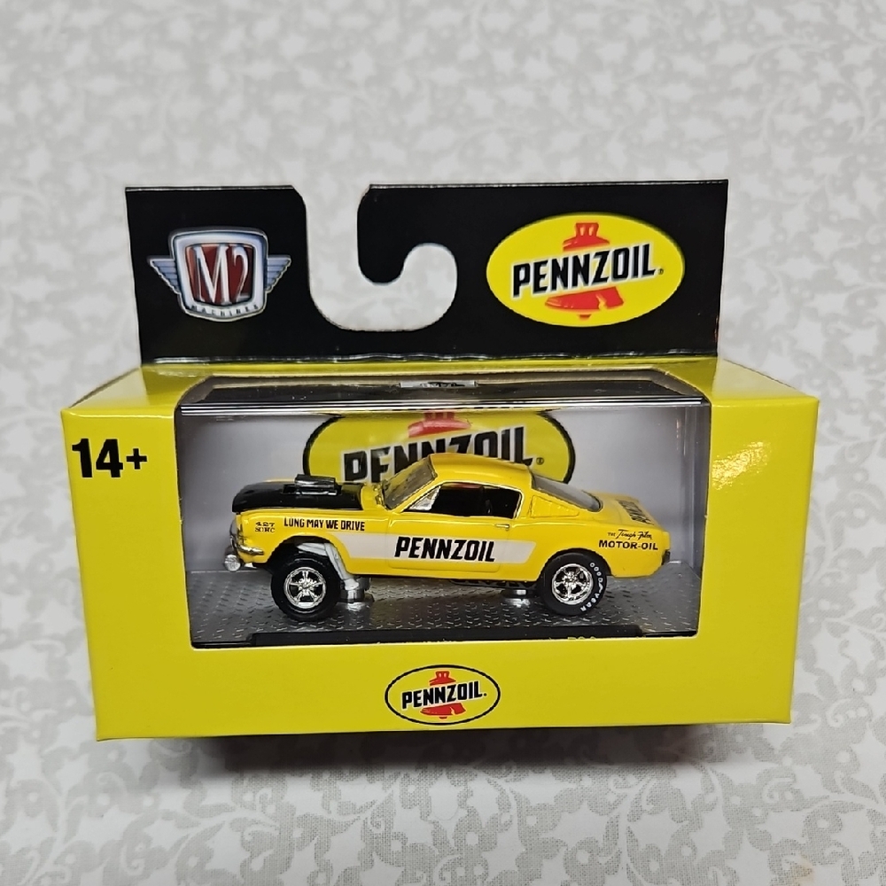 M2 Machines Pennzoil 1966 Ford Mustang Gasser R94 24-102